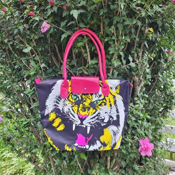 Wild Tiger large purse bag nwt - Picture 5 of 5